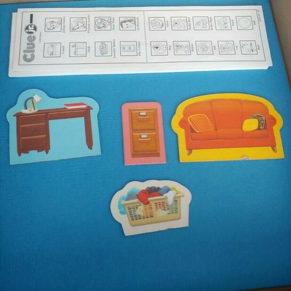 Clue Jr. The Case Of The Hidden Toys - Hasbro Board Game - Picture 6 of 9